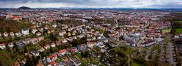 Aerial view of the old town of the city Fulda on a cloudy noon in autumn in Germany. Von Anna