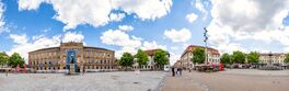 Schlossplatz, Erlangen, Bayern, Deutschland Von Sina Ettmer