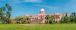 Panoramic view at the Mughal Palace - Ahsan Manzil in Dhaka, Bangladesh Von milosk50