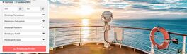 Summer cruise vacation concept. Panoramic view of the sea with a beautiful sunset just above the horizon. | Von Nancy Pauwels
